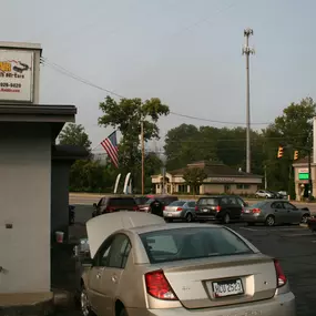 Bild von Rad Air Complete Car Care and Tire Center - Akron