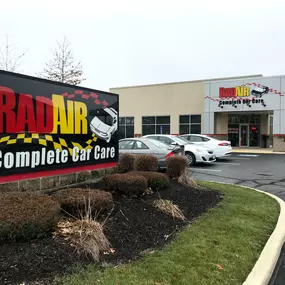 Bild von Rad Air Complete Car Care and Tire Center - Strongsville