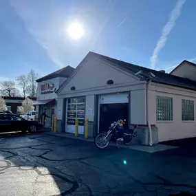 Bild von Rad Air Complete Car Care and Tire Center - Parma Heights