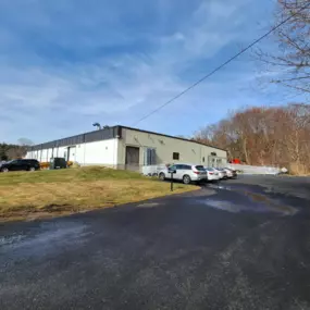 Exterior of Middlesex Veterinary Center