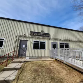 Exterior of Middlesex Veterinary Center