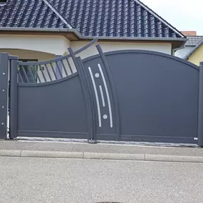 Bild von Montage Technik Bauelemente