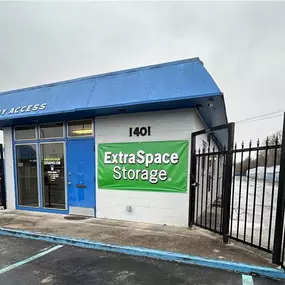 Beauty Image - Extra Space Storage at 1401 Jordan Ln NW, Huntsville, AL 35816