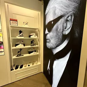 Bild von KARL LAGERFELD Outlet