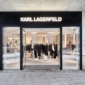 Bild von KARL LAGERFELD flagship store