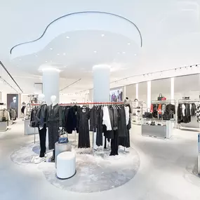 Bild von KARL LAGERFELD flagship store