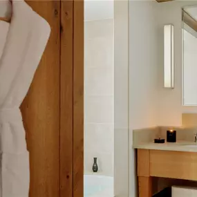 Aman Le Melezin France Accommodation Chambre Village