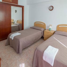 apartamentos-sol-habitacion-02.jpg