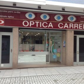 fachadaopticacarreira.JPG