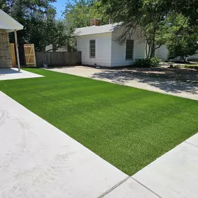 Artificial turf installation in front lawn, Lubbock, TX!