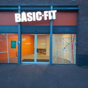 Basic-Fit Oldenzaal Nagelstraat 24/7 - entree