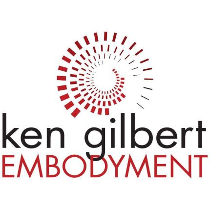 Logotyp från PILATES at ken gilbert EMBODYMENT