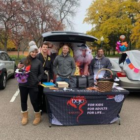 We got to meet some of the wonderful families of Parklawn Estates at their first Trunk or Treat today! What a great community! Huge thank you to them for having us!