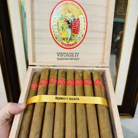 ROMEO Y JULIETA VINTAGE CIGARS