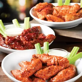 A plate of our world famous Zingers®