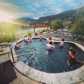 Bild von Iron Mountain Hot Springs