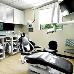 Jaffe Dental Group examination room