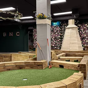 Bild von Balls&Clubs - Indoor-Minigolf in München