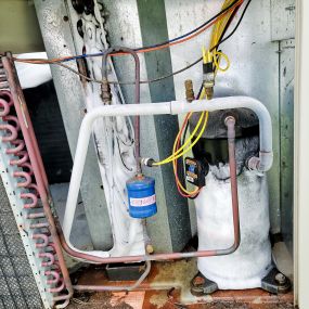 frozen-air-conditioner-compressor-freon-leak-in-condenser