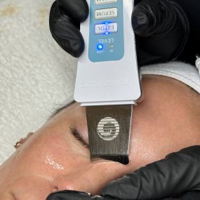 Extractions during facials - C10 Wellness and Rejuvenation