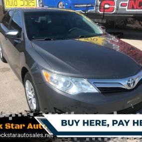 2012 Toyota

Camry XLE 4dr Sedan