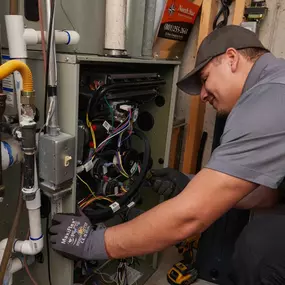 AC repair in Utah by a North Star Heating & Air Conditioning technician.