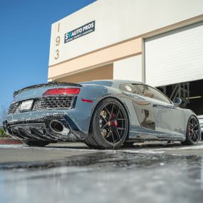 Experience long-lasting protection and shine with Ceramic Coating services at SV AUTO PROS in San Jose, CA. Our ceramic coatings create a strong, hydrophobic barrier that repels dirt and contaminants while maintaining a brilliant finish.