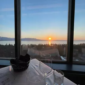 The Sage Room Steakhouse at Caesars Republic Lake Tahoe offers elevated entrees highlighted by deliciously prepared Black Angus steaks, poultry, veal, lamb, beef wellington, and fresh seafood. For dessert, try the decadent bananas foster and cherries jubilee, both prepared tableside.