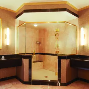 Silver Legacy Resort Hotel & Casino in Reno, NV - Hotel Room Luxury Bathroom