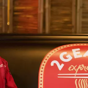 Each savory bowl at 2Geaux Pho Bar in Harrah's New Orleans is made by Mrs. Phi’s Pho is like getting a warm hug served with a side of familial comfort. Visit 2Geaux Pho Bar to grab a made-to-order Vietnamese meal. Enjoy Pork Spring Rolls, Beef Pho, Banh Mi or Bun Bo Hue all with quick and easy pick up so you can snack and get back to the excitement at Caesars New Orleans. Have a craving for comfort food? 2Geaux Pho Bar offers convenient Vietnamese classics until 1 AM Friday through Sunday. Step 