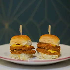 Start your day with a kick. Our New Orleans hot sausage and cheese sliders are a breakfast game-changer, or keep it classic with a bacon, egg, and cheese sandwich. Your morning, your choice. Find Chef Emeril Lagasse's cozy corner for exceptional coffee and pastries inside Caesars New Orleans near the Canal Street Entrance for a tasty sandwich.