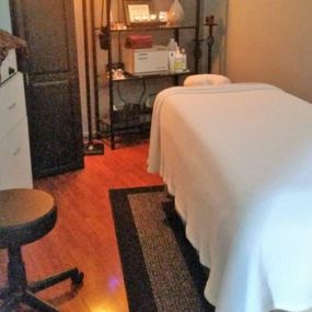 Bild von Illinois Valley Therapeutic Massage and Yoga Studio