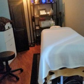 Bild von Illinois Valley Therapeutic Massage and Yoga Studio