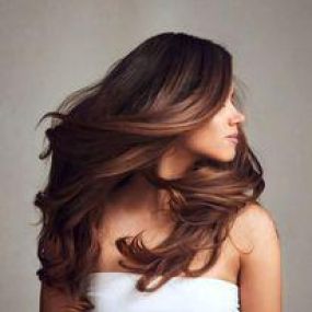 Bild von Bang Blow Beauty Bar, Hair Salon & Hair Extensions Specialist.
