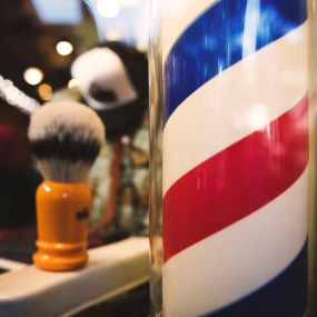 Bild von Tierra Barber and Shave