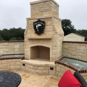 Professional Outdoor Fireplace Contractor San Antonio