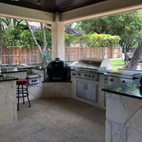 Custom Built Modern Outdoor Kitchen Designer In San Antonio