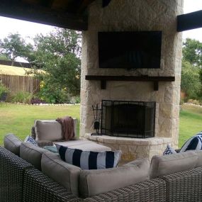 Outdoor Fireplace Contractor San Antonio Area | Free Estimate (210) 380-5521