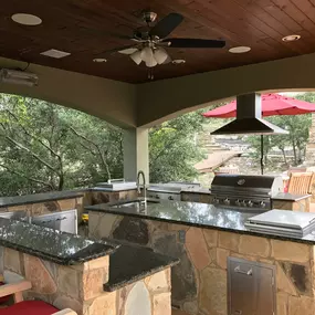 Custom Built Outdoor Kitchen Countertop Company San Antonio | Free Estimate (210) 380-5521