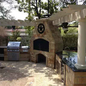 Custom Built Outdoor Kitchen With Smoker San Antonio TX | Free Estimate (210) 380-5521