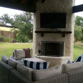 Outdoor Fireplace Contractor San Antonio Area | Free Estimate (210) 380-5521