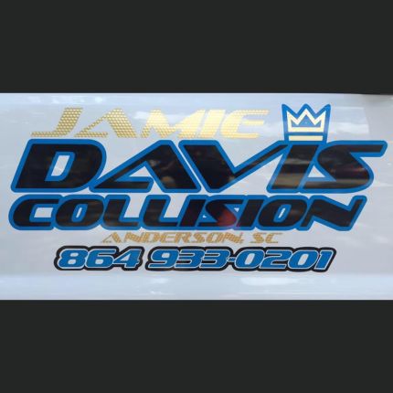 Logo fra Davis Collision and Towing