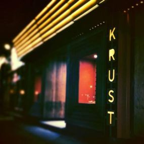 Krust Pizza Bar - Best Pizza in Middletown CT