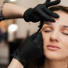 Brow, Lip, Chin, & Face Waxing Salon in Linthicum Heights, MD