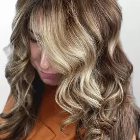 Top Hair Salon For Face Framing Highlight and Accent Foils in Linthicum Heights, MD