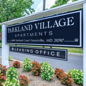 Parkland Village Apartments- Sign