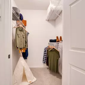 Walk-in closet