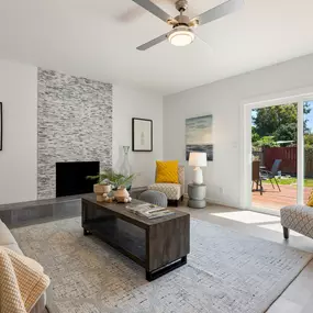 Bild von The Parikh Team | Sotheby’s Int’l Realty | Dev Parikh & Raquel Oliveira Parikh | SF East Bay Real Estate