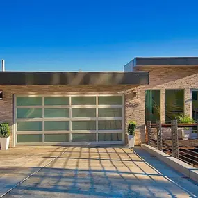 Bild von The Parikh Team | Sotheby’s Int’l Realty | Dev Parikh & Raquel Oliveira Parikh | SF East Bay Real Estate