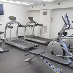 Fitness Center at Knollwood Towers East Apartments